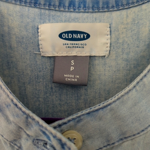 Old Navy Two Toned Chambray Shirt Dress with Pocket Detail, 100% Cotton, Size S - Picture 3 of 4